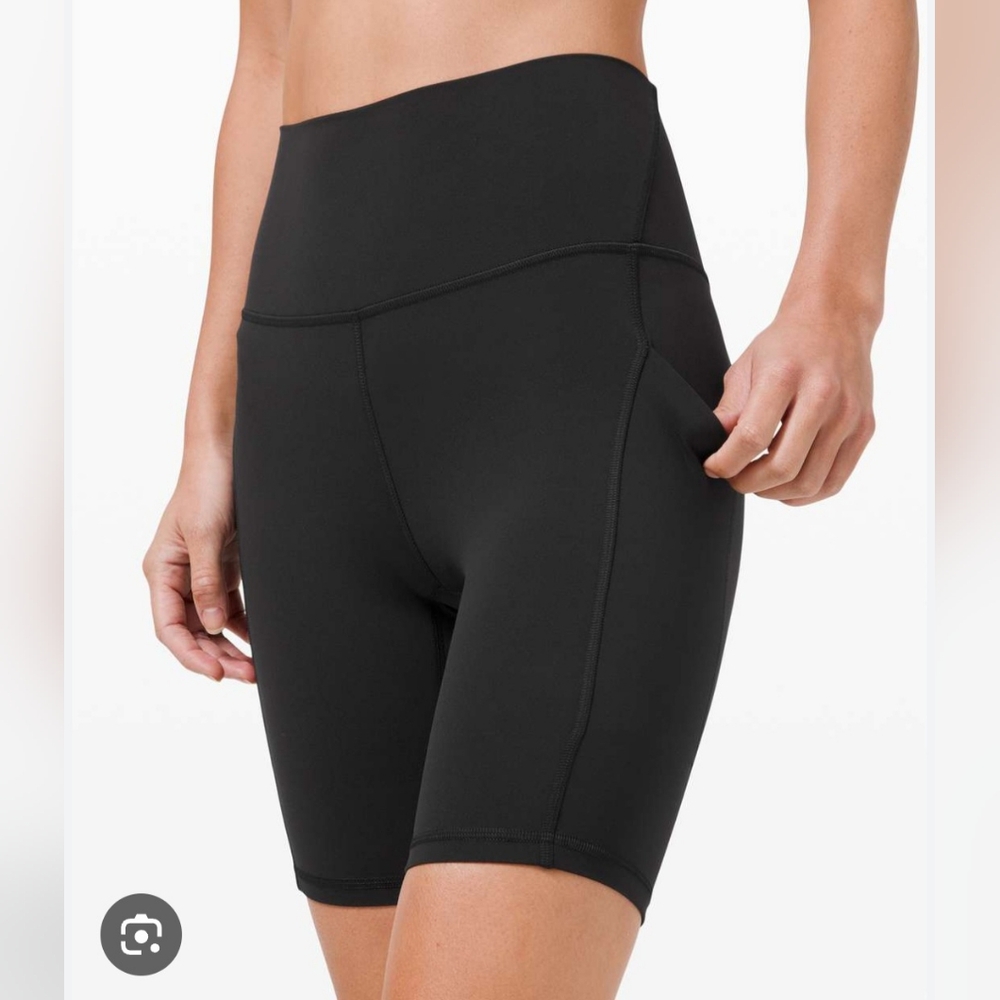 Lululemon align 8" shorts with pockets
